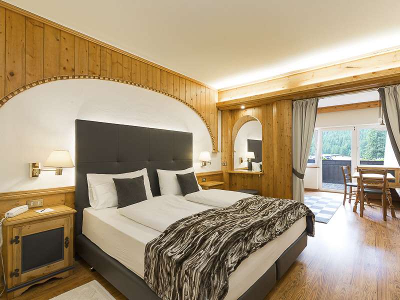 Isolere orkester falskhed Rooms & Suites